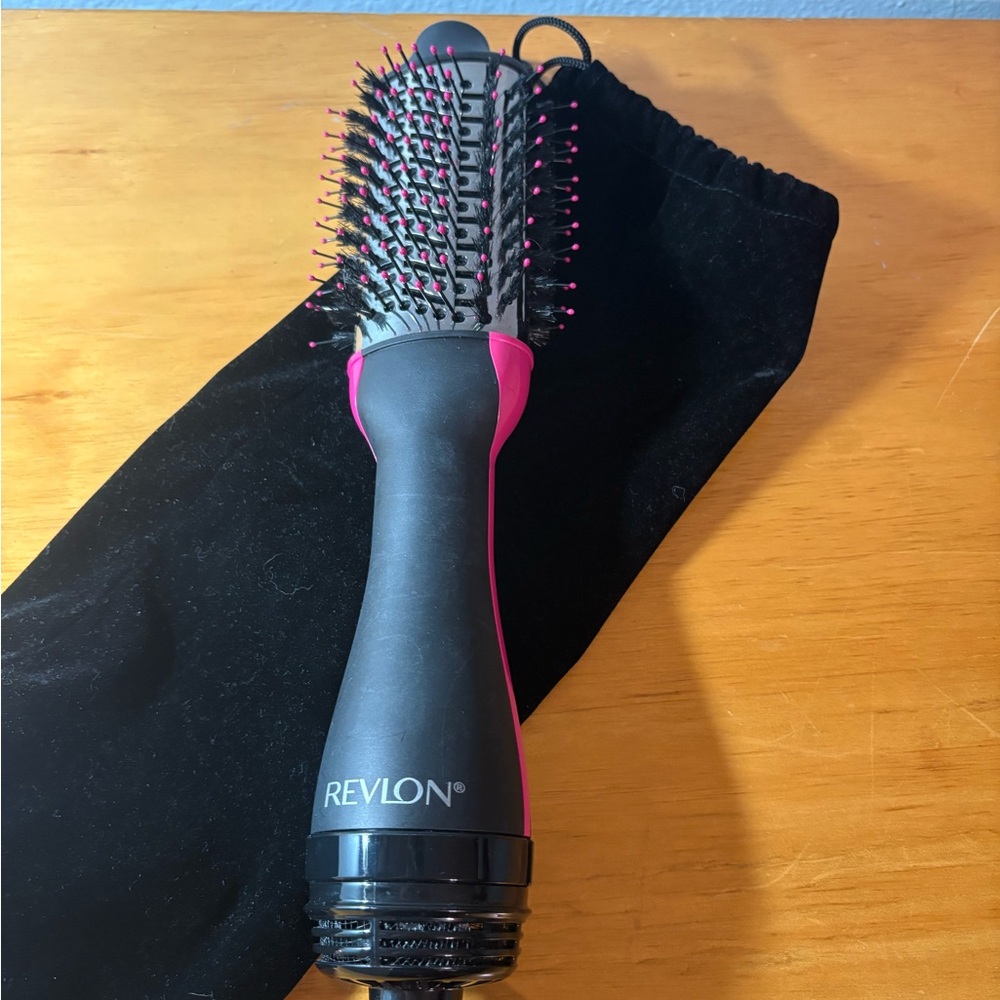 Revlon Black and Pink Styling Brush